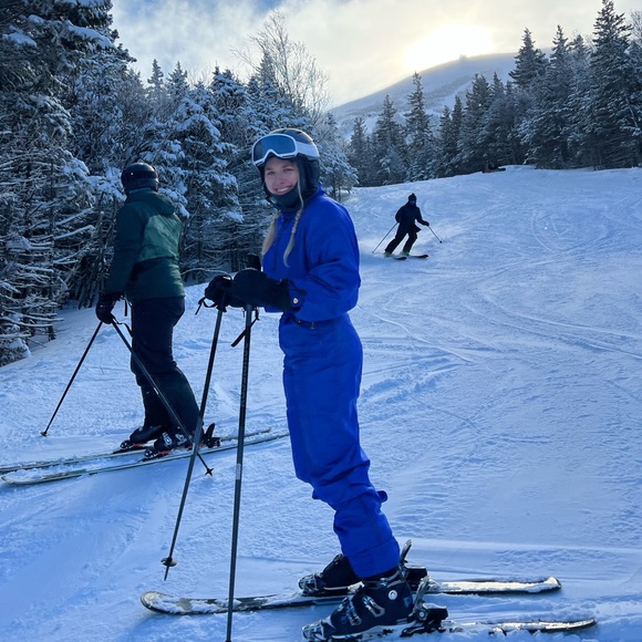 Meet your Posher, Hannah - Picture 2 of 11